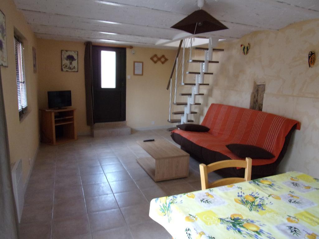 Les Granges Bed and Breakfast Villars  Δωμάτιο φωτογραφία